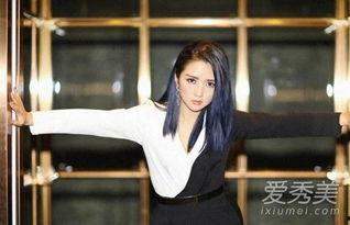 娱乐爆料何洁简介视频,揭秘娱乐爆料背后的真实人生  第2张